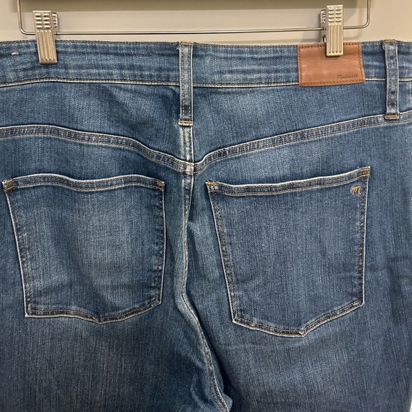 Madewell Curvy High Rise Skinny Crop Size 32 GUC Wear on inner thigh N0550 - Picture 7 of 9